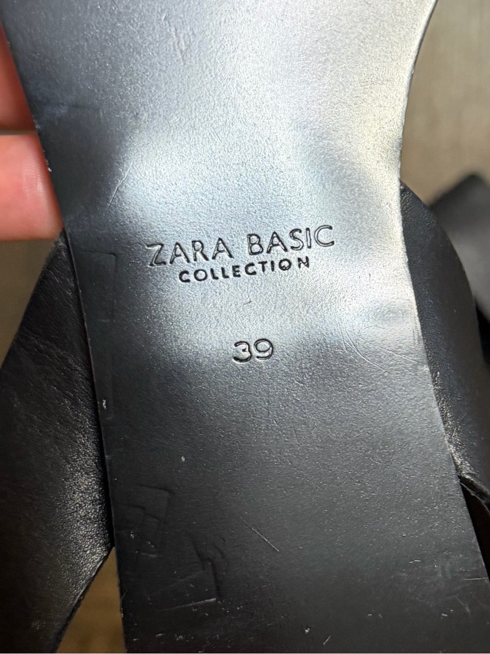 Zara leather Women’s Black Minimal Leather Flat Sandals - Picture 2 of 6